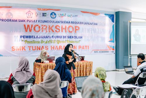 Workshop Penulisan Soal AKM Literasi Numerasi